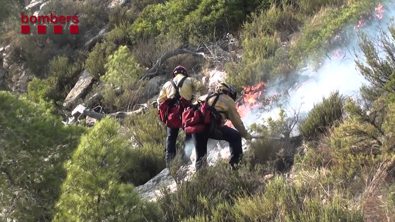 11 Maniobra d'estesa de línia d'aigua amb eines manuals