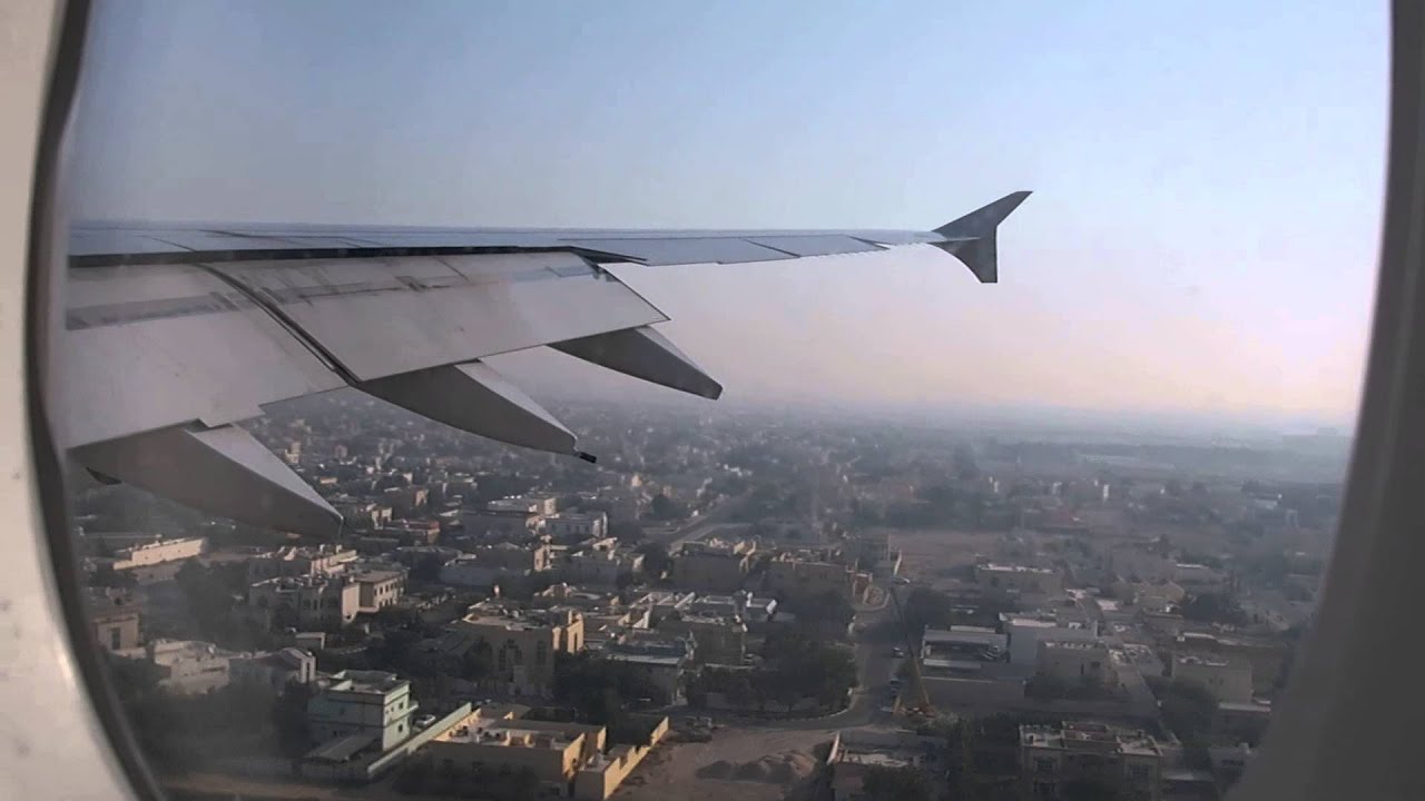 Qantas QF002 LHR-DXB Landing at Dubai International Airport