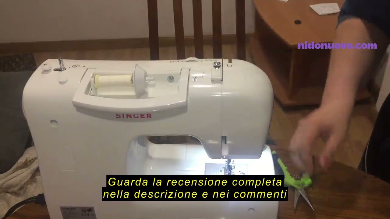 Recensione del Singer Tradition 2250 - Macchina per cucire meccanica