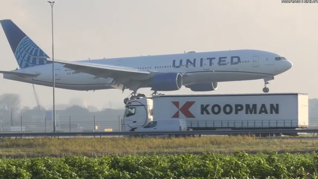 BOEING 777 UNITED AIRLINES NEW YORK TO AMSTERDAM LANDING SCHIPHOL AIRPORT N206UA UA70 PLANE SPOTTING