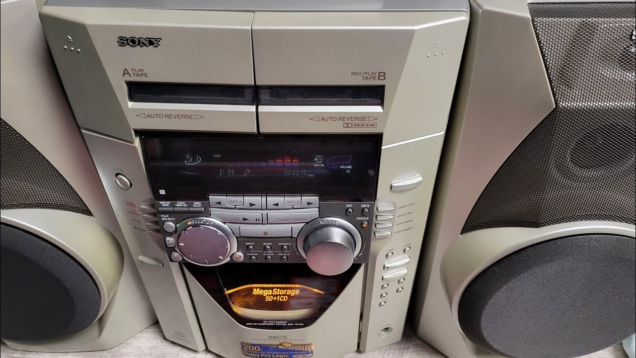 Мини-стереосистема Sony MHC-MC3AV в стиле 90-х