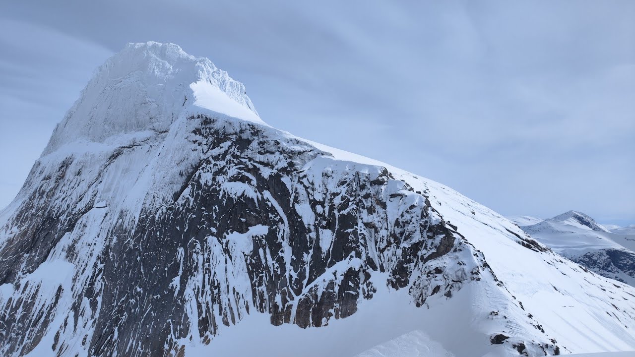 Stetind | Norway's national mountain | Skitour in Narvik