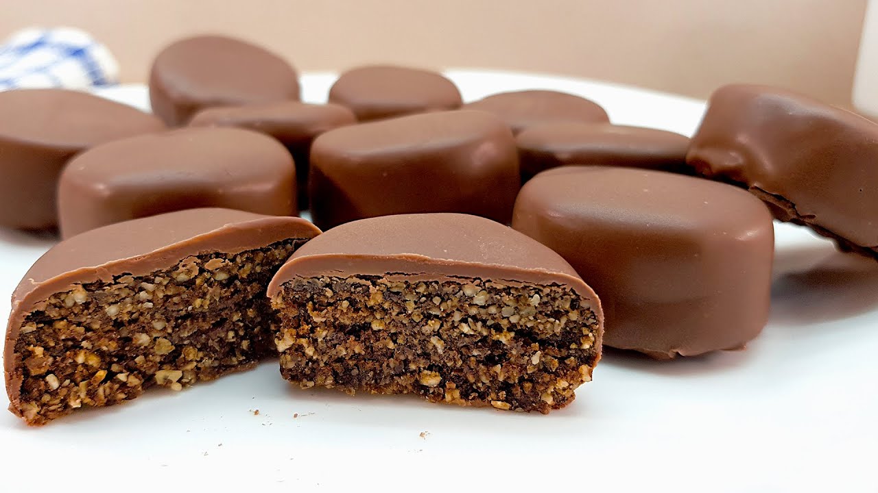 Они такие вкусные, моя бабушка делает их 3 раза в неделю! Очень легкий рецепт!