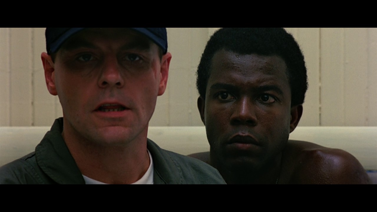 Scena Film Top Gun - Volo Radente
