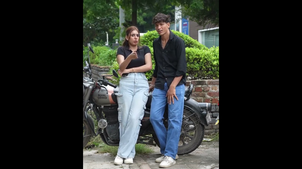 इन लड़कियों में होता है अजीबो-गरीब एगगो🤔😏#prank 😂🤣