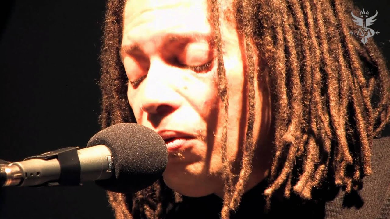 23 Let Her Down Easy - SANANDA MAITREYA