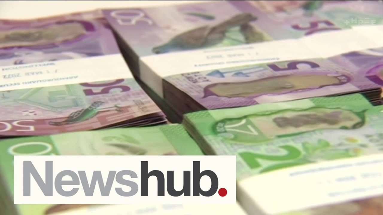 Cost of living crisis sparks 'second-job epidemic' as Kiwis struggle to afford basics | Newshub