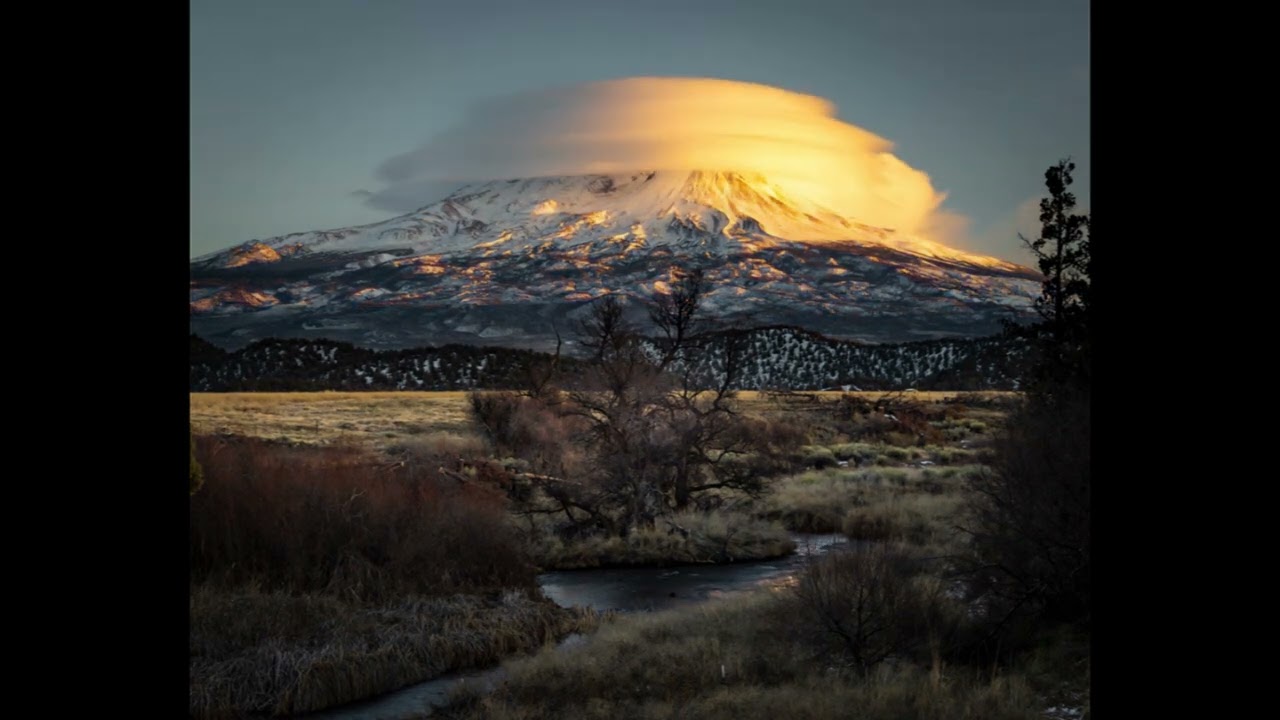 Mount Shasta lenticular time lapse, 3 hours from the Shasta River.
