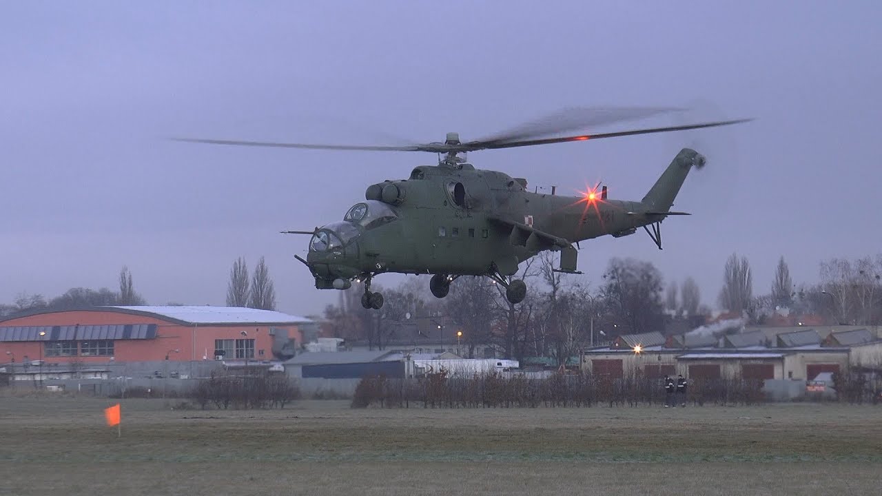 Poland Army Mil Mi-24V Hind E  & PZL W-3WA Sok&oacute;ł - Gliwice (EPGL) - 05.12.2018 r.
