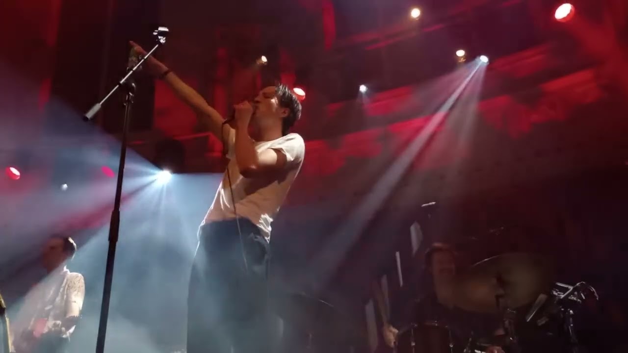 Marlon Williams is a Vampire Again