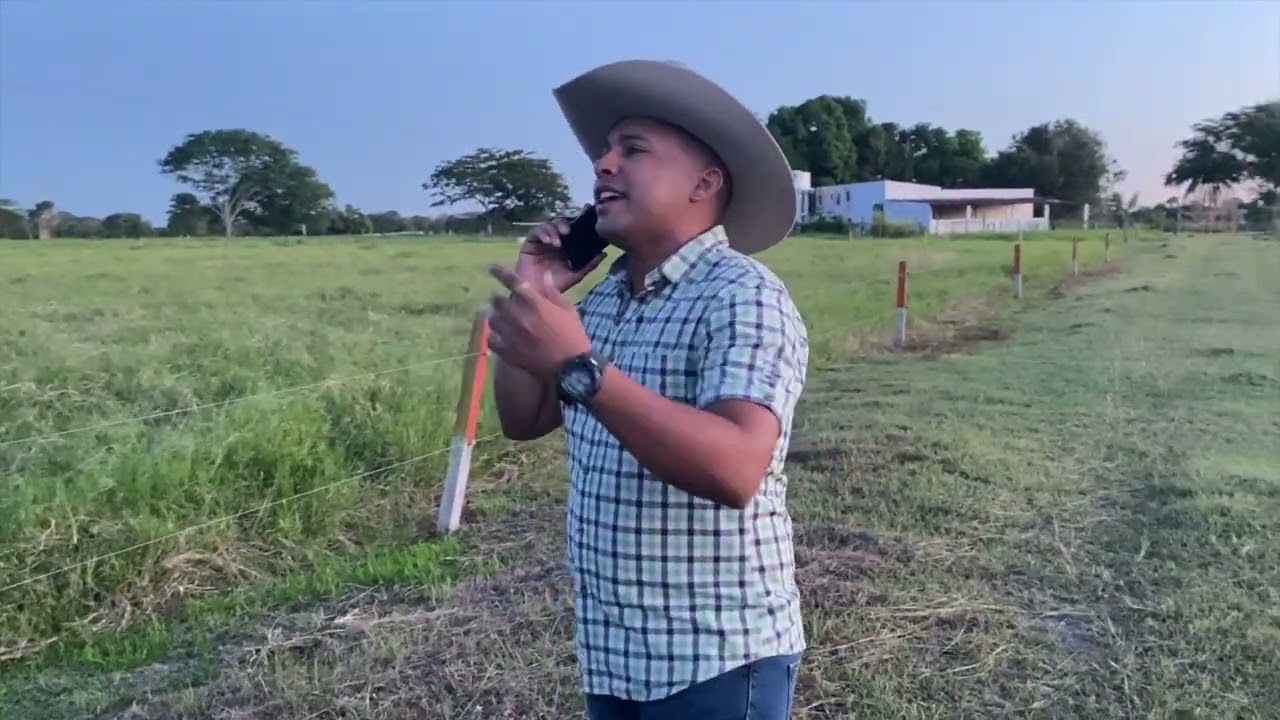 El sueño Americano - Cesar Reyes El tucusito ft El cartelu