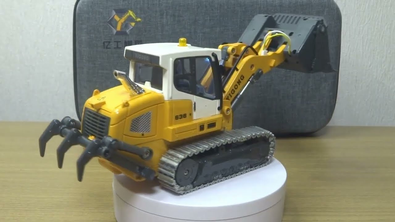 1/50 Scale 970 520 Mini RC Excavator Loader 636 Loader Electric Simulation Model Metal Truck