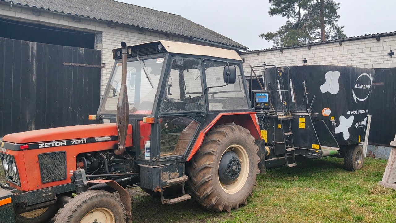Paszowóz (TMR) z własną hydrauliką alimamix Evolution 10M Zetor 7211(7245)