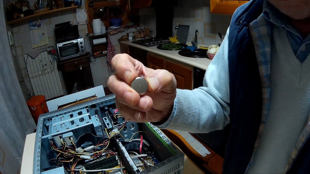 Sostituzione batteria tampone del PC