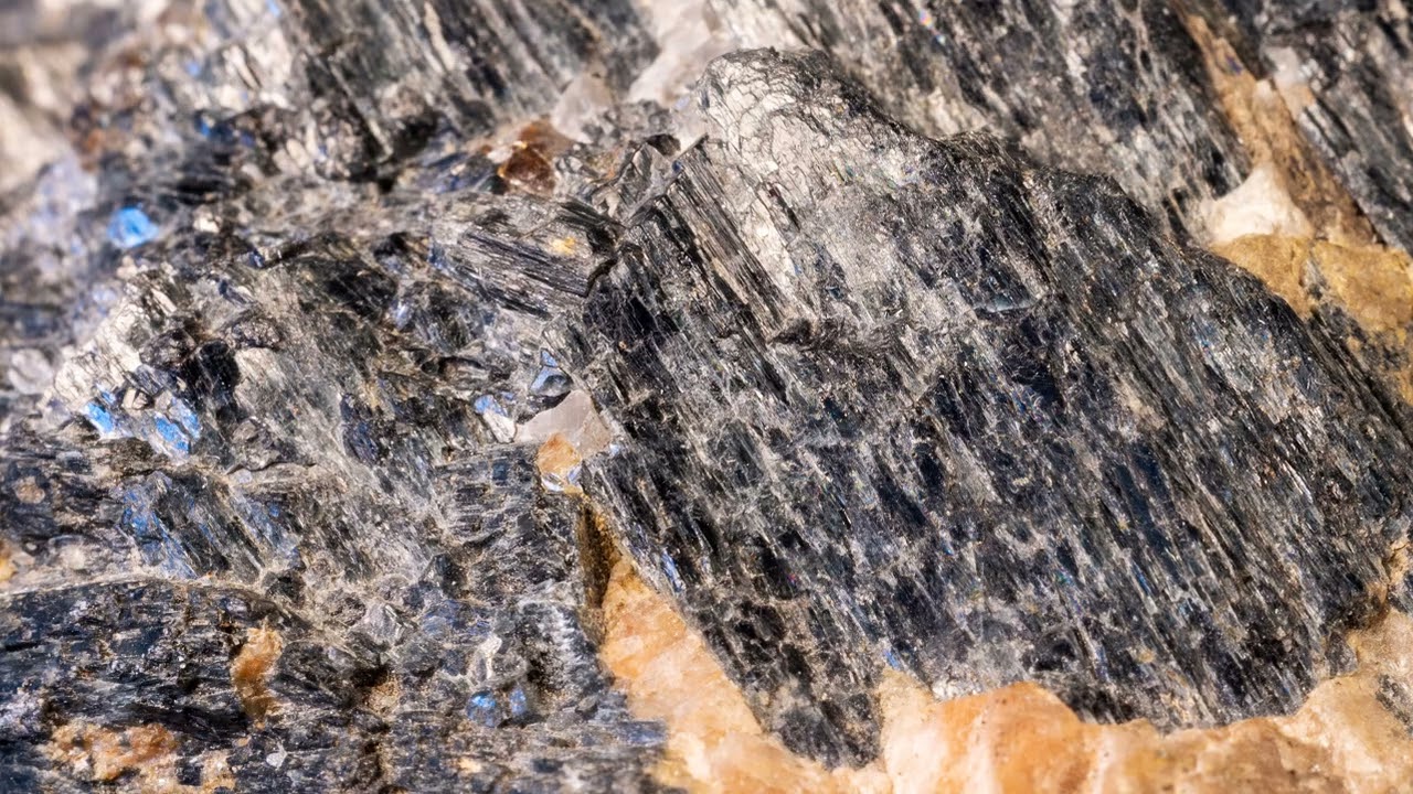 Amphibole