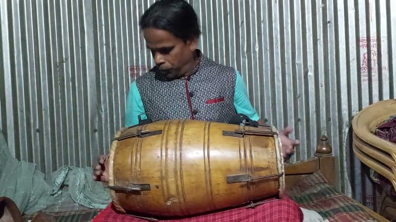 বাংলা ঢোল বাদক  শিবু জলদাস