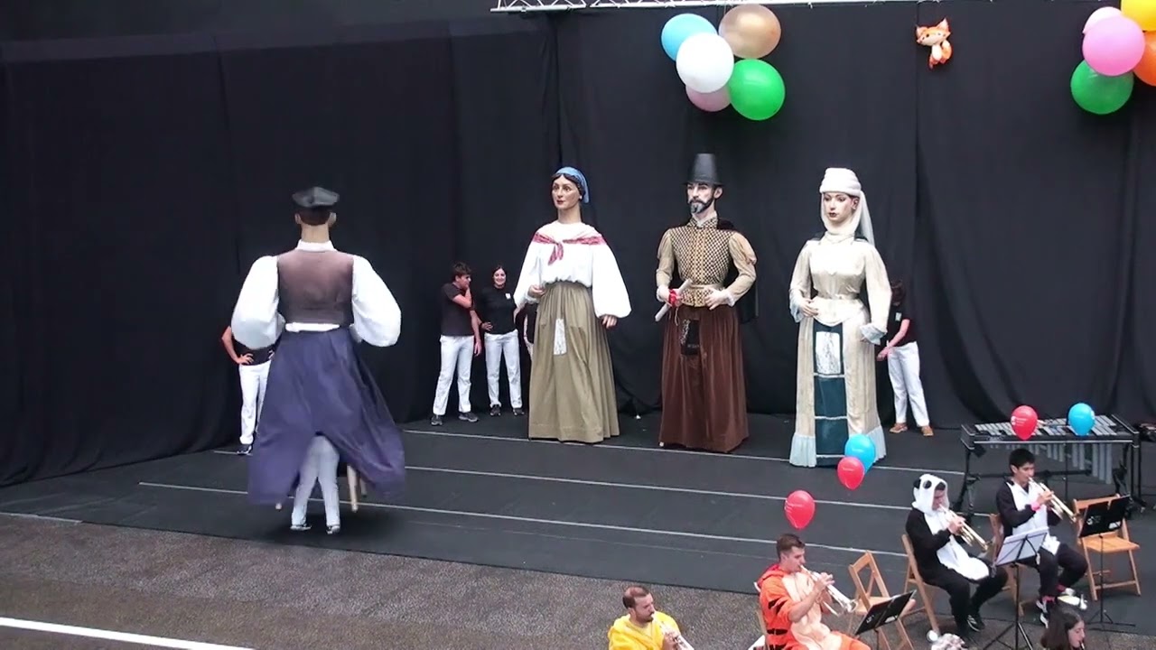 2023/04/30 OÑATIKO OÑATZ-ERRALDOI KONPARSA-MUSIKA ESKOLA-MUSIKA BANDA: 