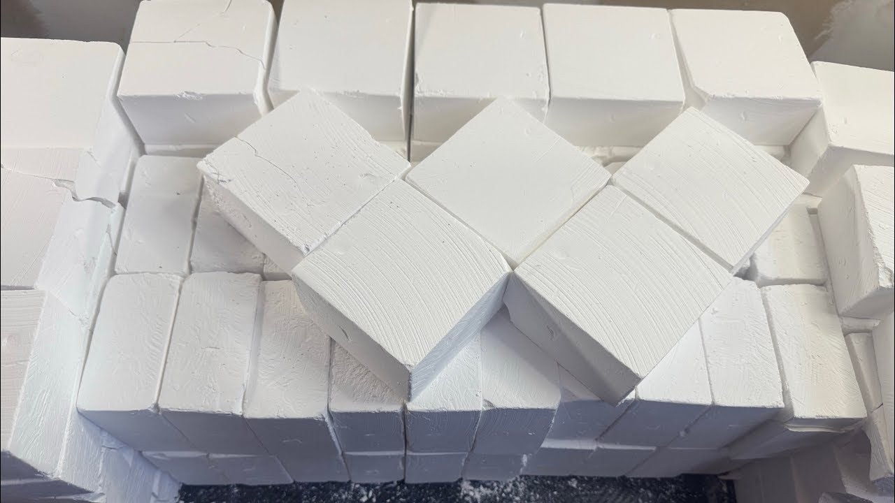 100 SOFT FRESH CHALK BLOCKS MASS CRUSH ✨ Soft & firm Gym Chalk Crumble ASMR #gymchalk 