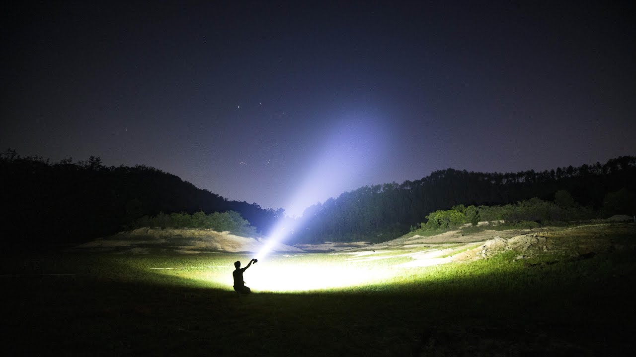 SR32 Flashlight Light up your outdoor adventure
