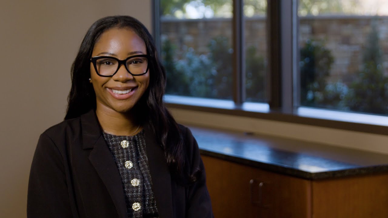 Kanyinsola Akingbade, P.A.-C., Internal Medicine