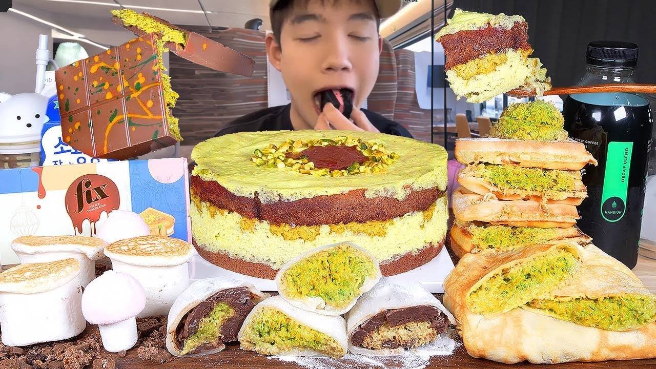 ASMR mukbang: Hawthorn ice bread, coconut milk tofu, apricot mini cakes (BBURINKLE)