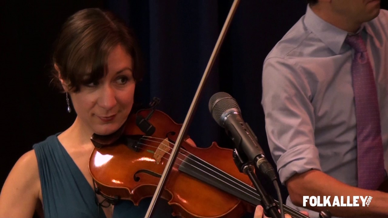 Folk Alley Sessions: Low Lily - 
