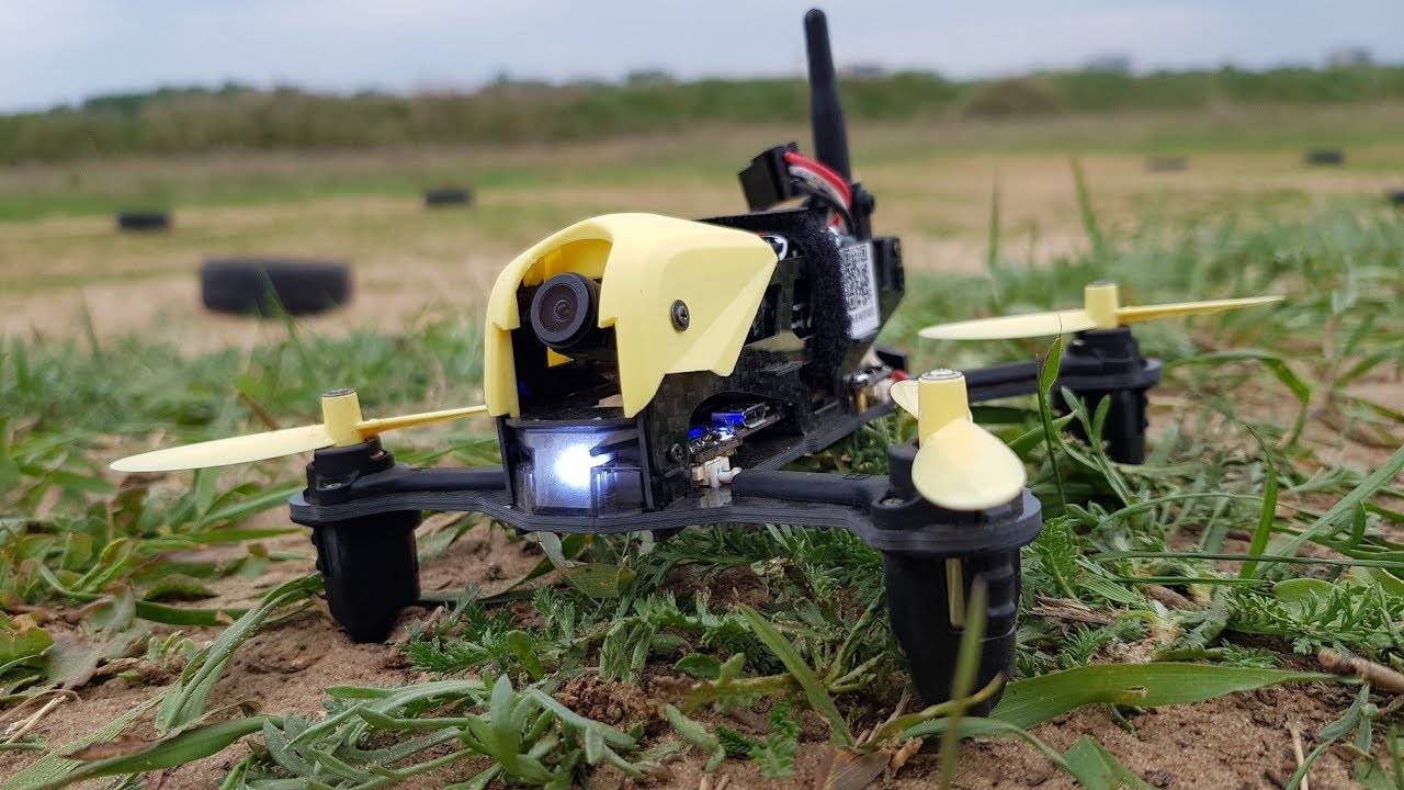 FPV квадрокоптер Hubsan h122d с монитором и шлемом в комплекте