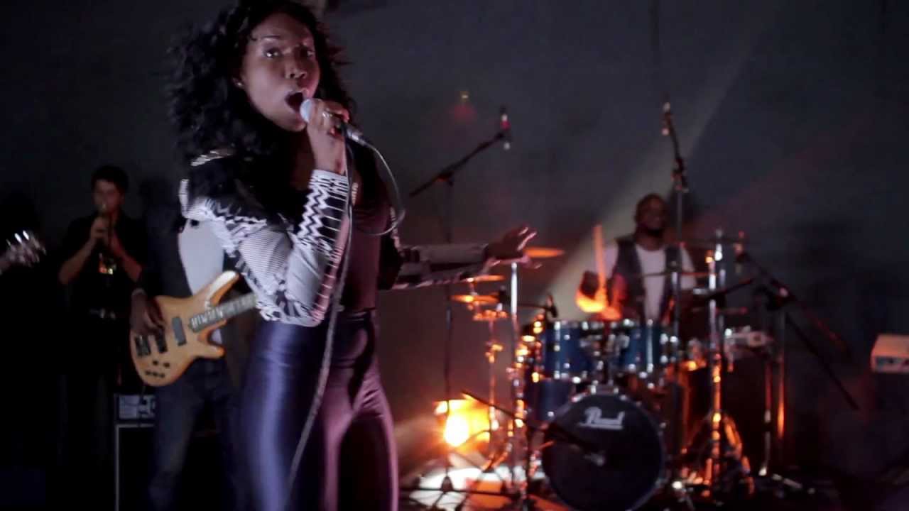 Rachel Kerr- Walk with me (Live Session)