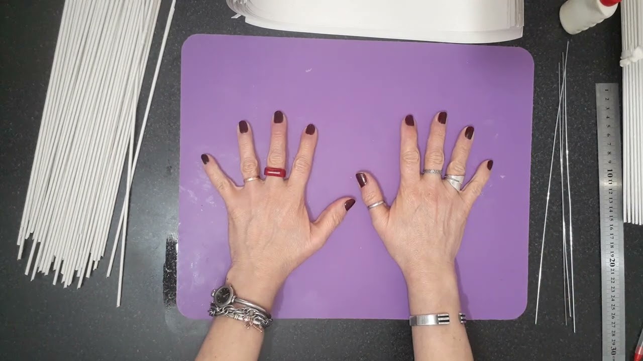 Curso gratis de Cester&iacute;a con Papel Clase 1