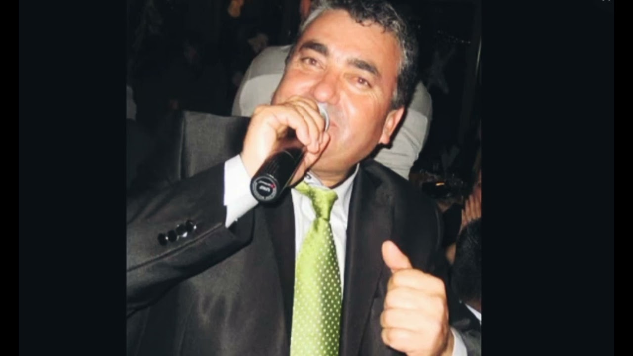 Aliko - Tepenin Başında Esmesin Yeller