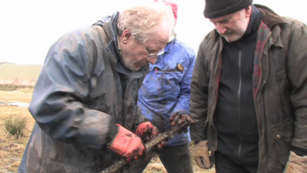 Environmental Coring - Investigating a prehistoric wetland with Richard Tipping