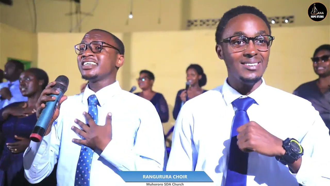 Abakurikiye yesu family choir live performance