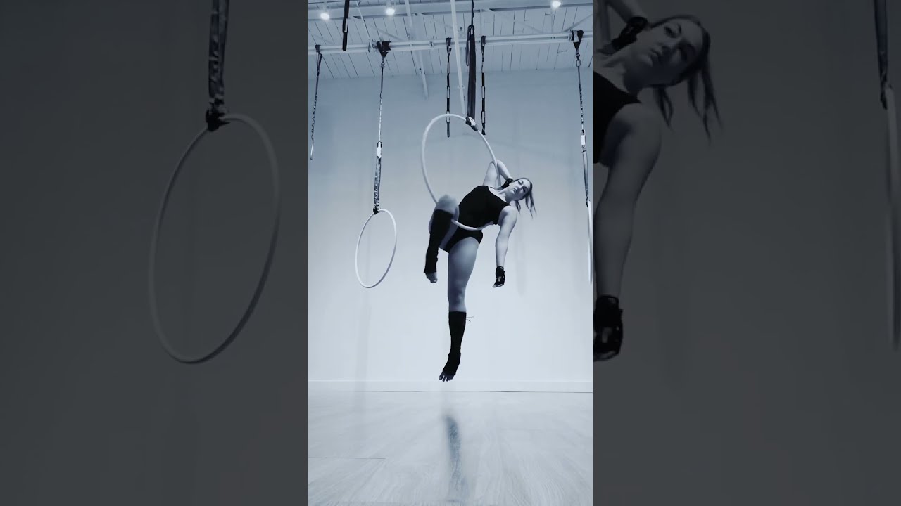 Aerial Hoop Class 129