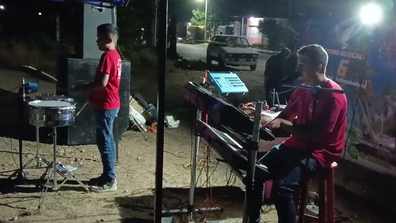 Dime ermano para donde vas ( tecladista cristiano Alex #musica #oficial