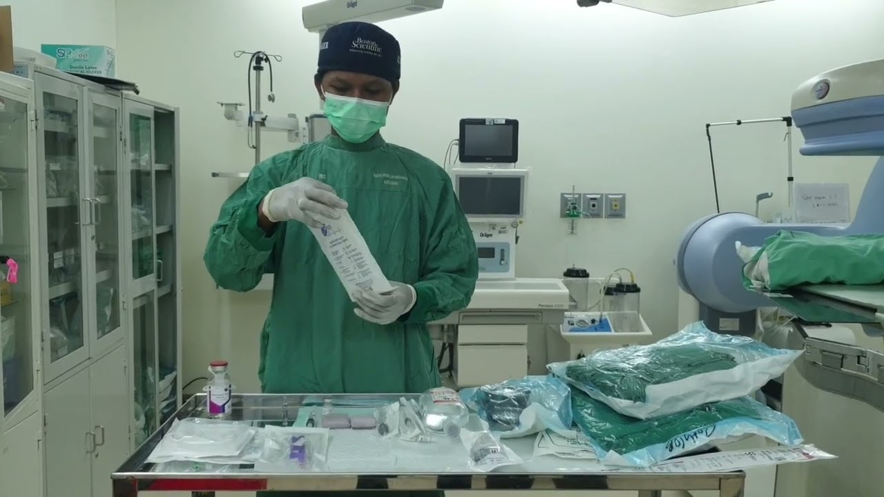 Persiapan alat tindakan kateterisasi jantung koroner #part1