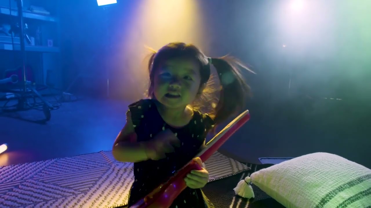 Hape Baby Einstein Together In Tune Guitar&trade; Connected Magic Touch&trade;