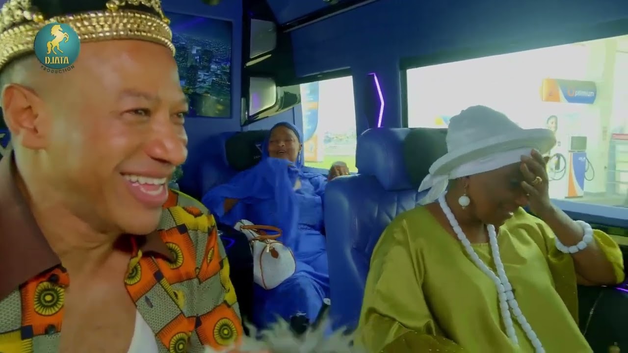 La Diva Ami Koita Abidjan en compagnie de La Diva Aicha Koné et Le Grand Chorégraphe Sekou Keïta