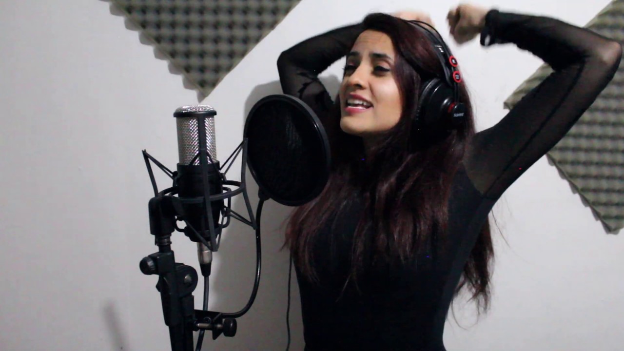 Un Nuevo Camino - Los Locos Adams ,  Merlina- El musical - cover by Annie Cerise