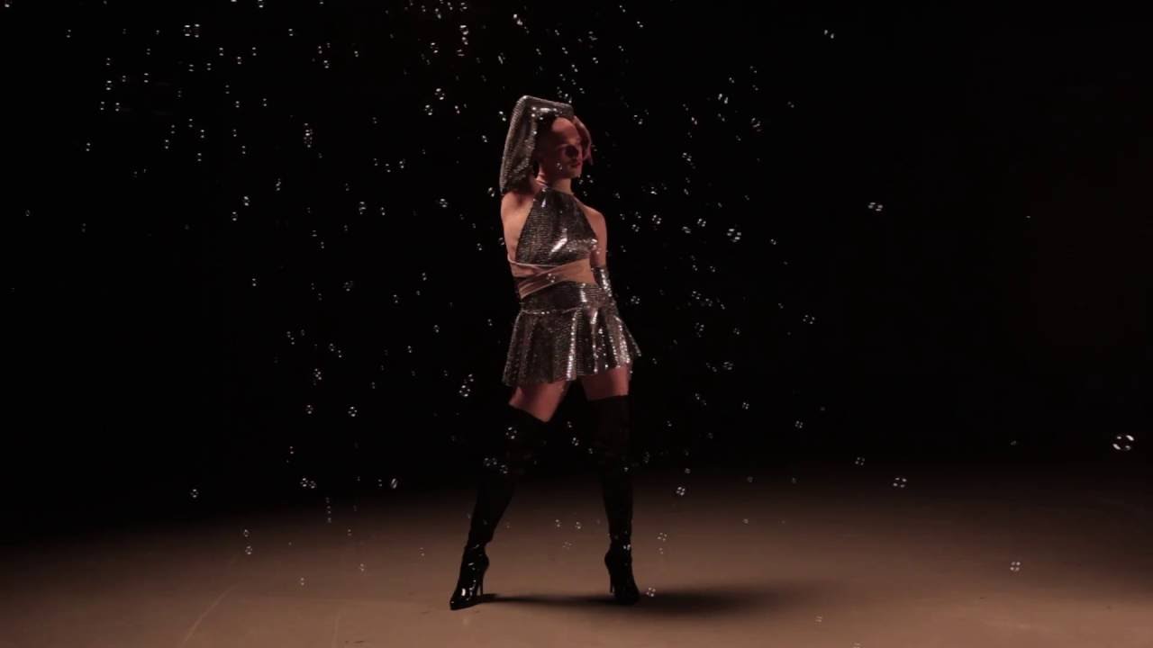 Gussy - Looking At Myself (Official Video)