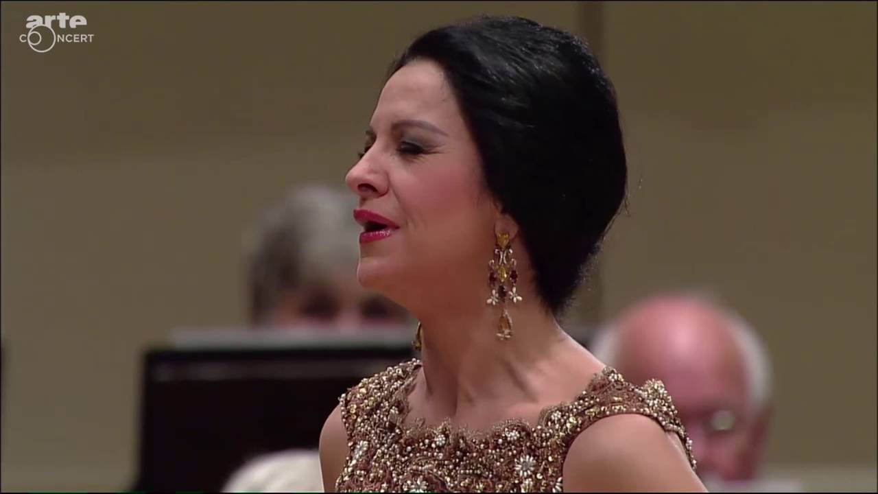 Angela Gheorghiu - Verdi - La traviata - 'Addio del passato'