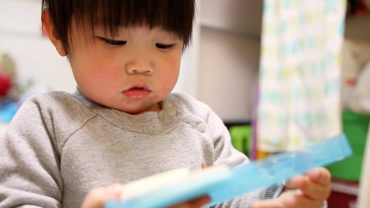 ベビーブック3月号とコロちゃんとドキン