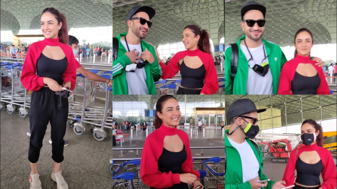 Exclusive #bigboss14 Jasmin Bhasin & Aly Goni  at Airport today as they are off to  Kashmir❤️
