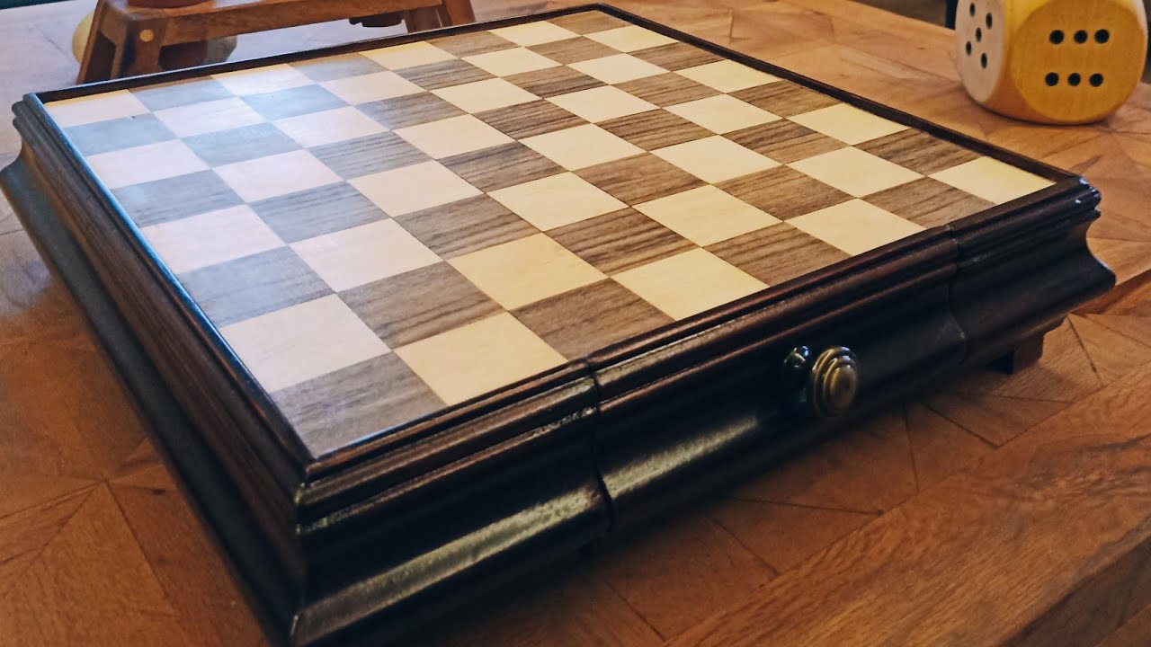 el yapımı ahşap satranç  (handmade wooden chess)