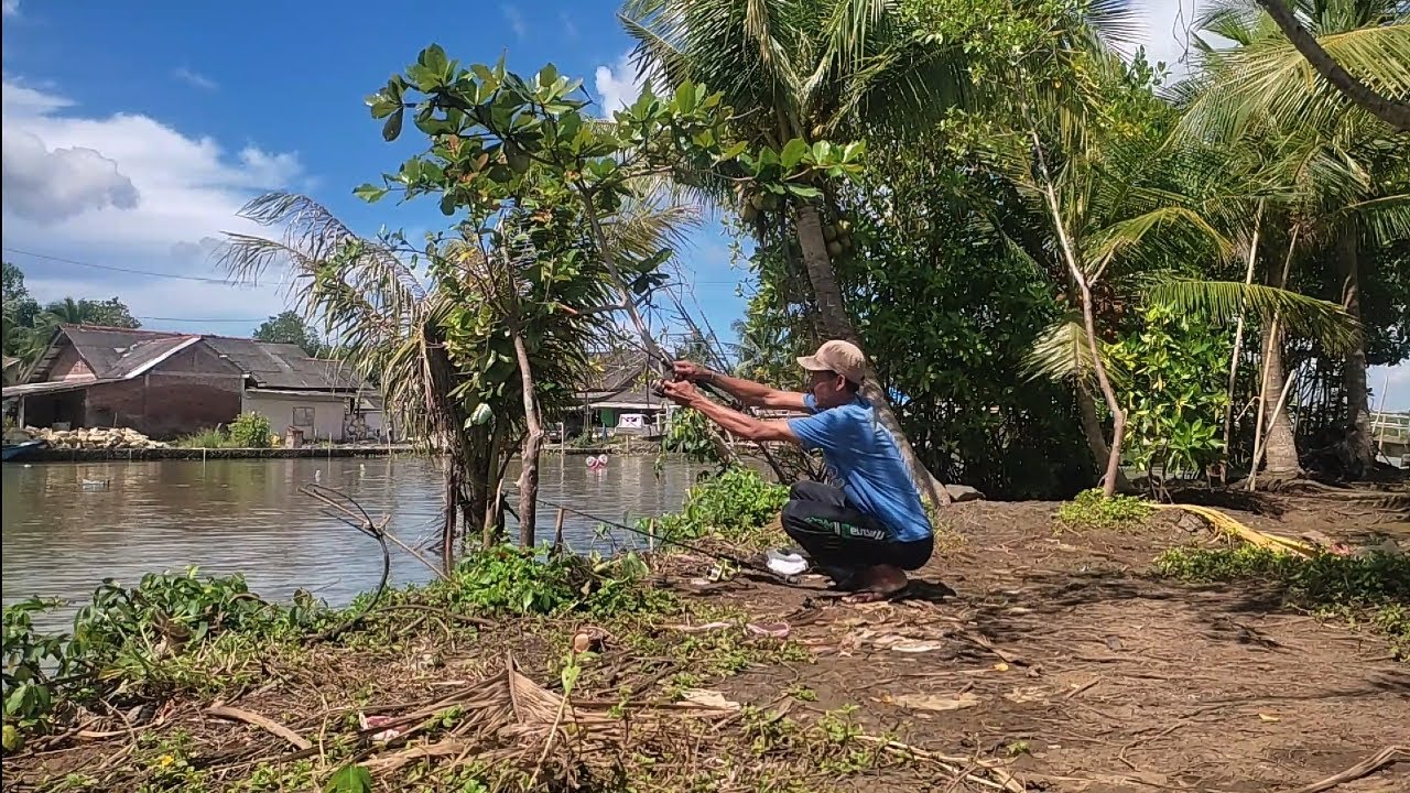 Mumpung cuaca cerah,saya mau coba mancing belanak