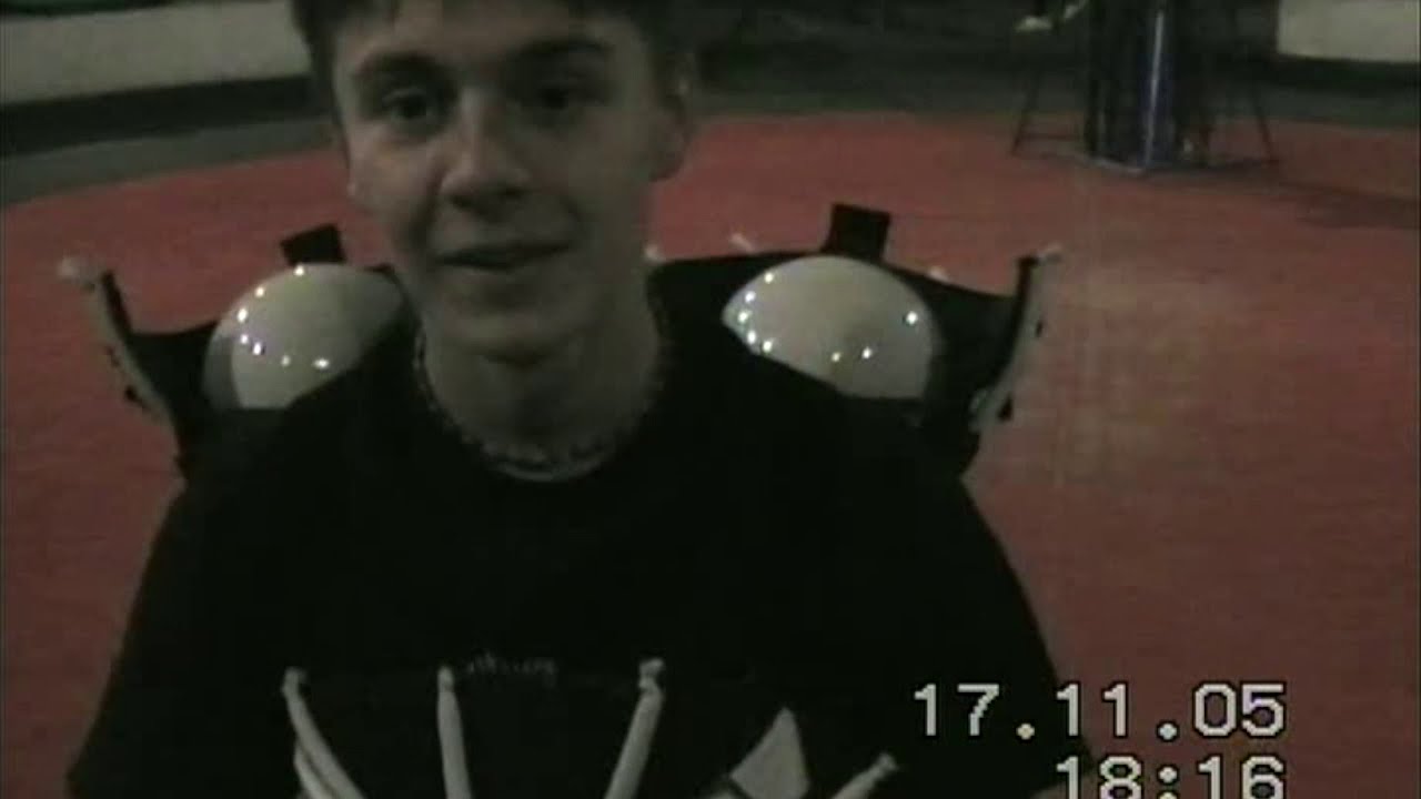 Дима Чернов- репетиция - (мячи -14см  и 18см.) -  17. 11. 2006г.
