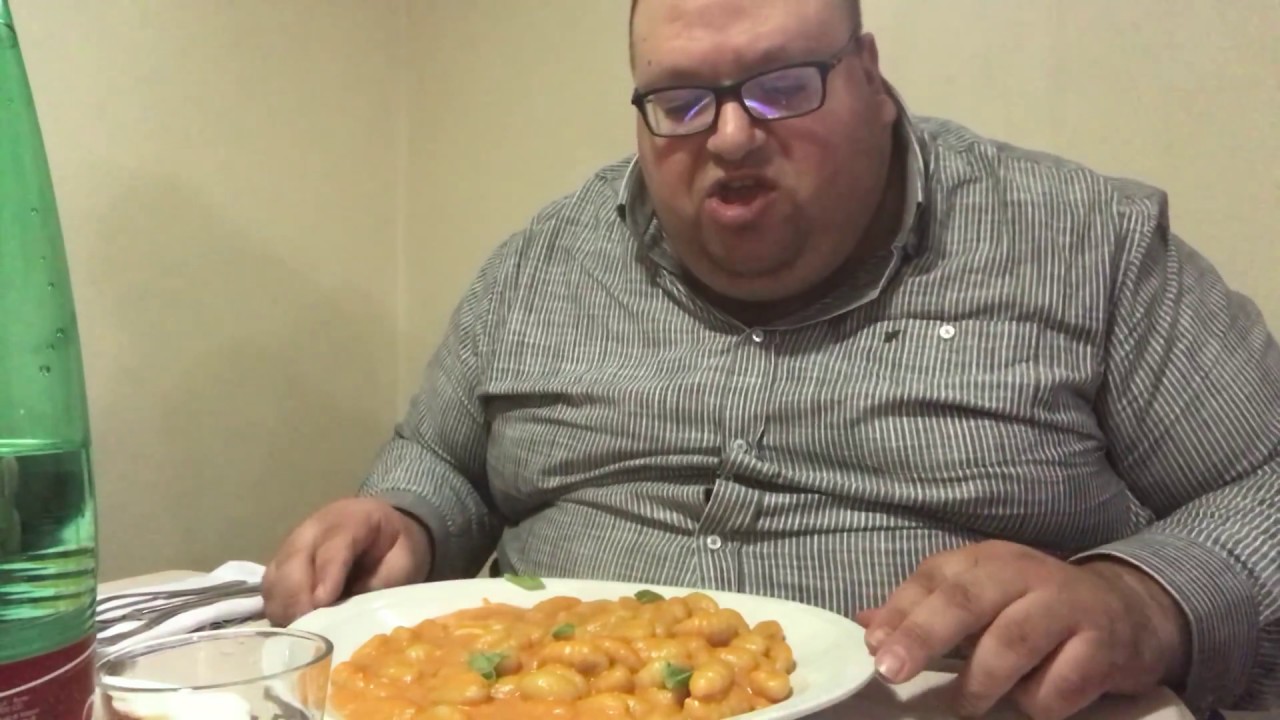 Di giovedì gnocchi , oggi alla sorrentina.