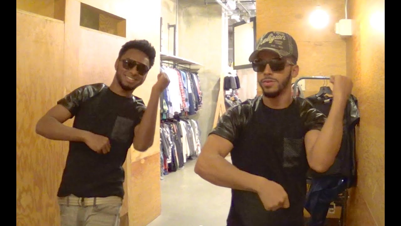 DANCING WHILE SHOPPING!