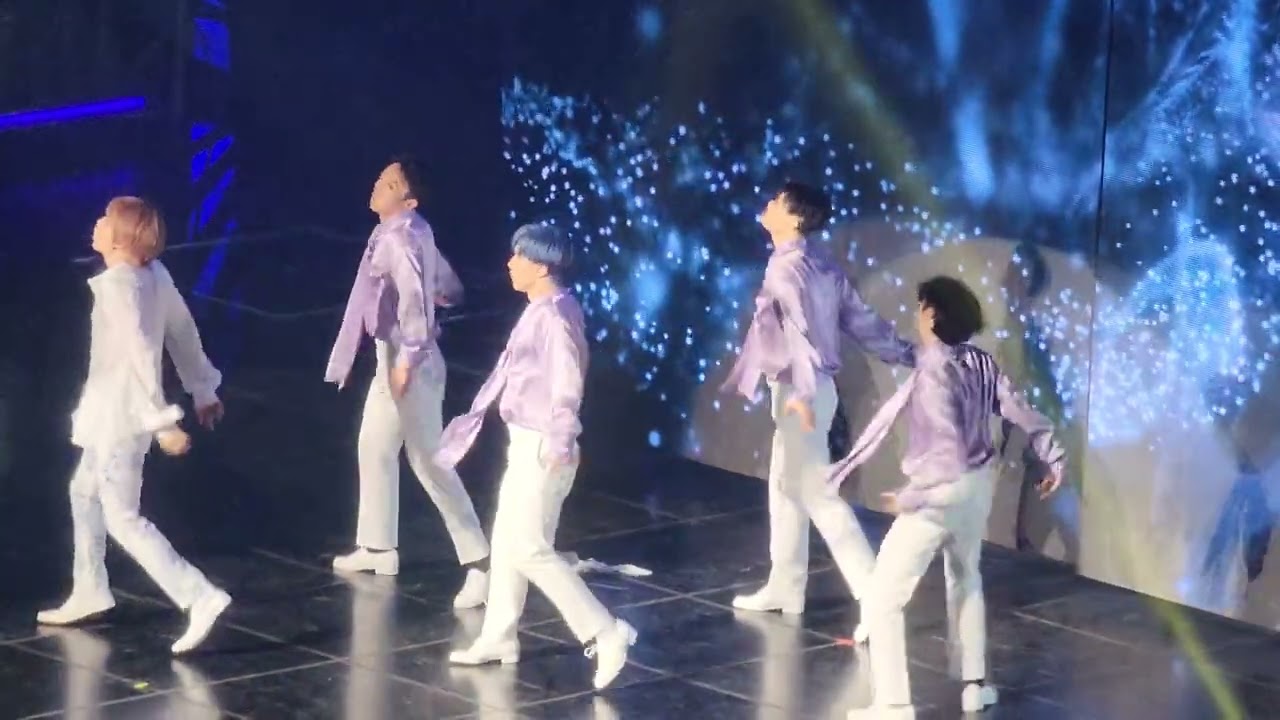 Super Junior (Eunhyuk) Intro & Be - SS9 in Seoul - 7/15/2022