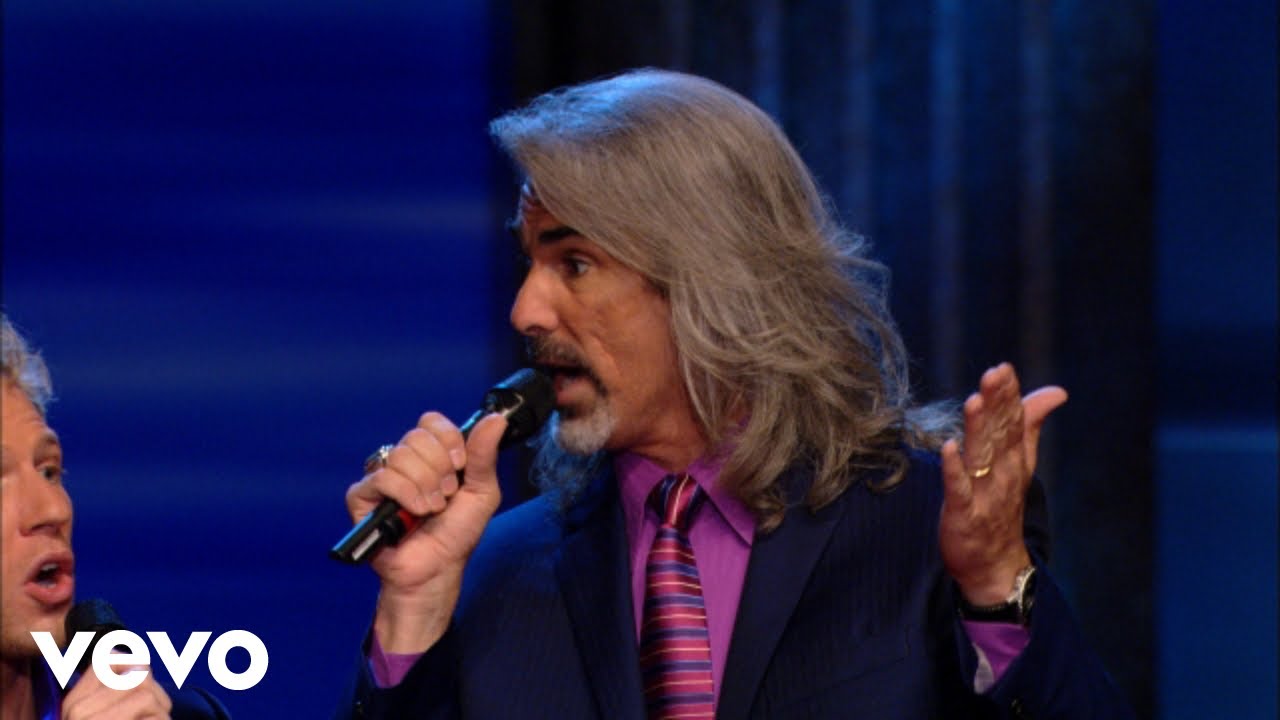 Bill & Gloria Gaither - I Catch 'Em, God Cleans 'Em [Live] ft. Gaither Vocal Band