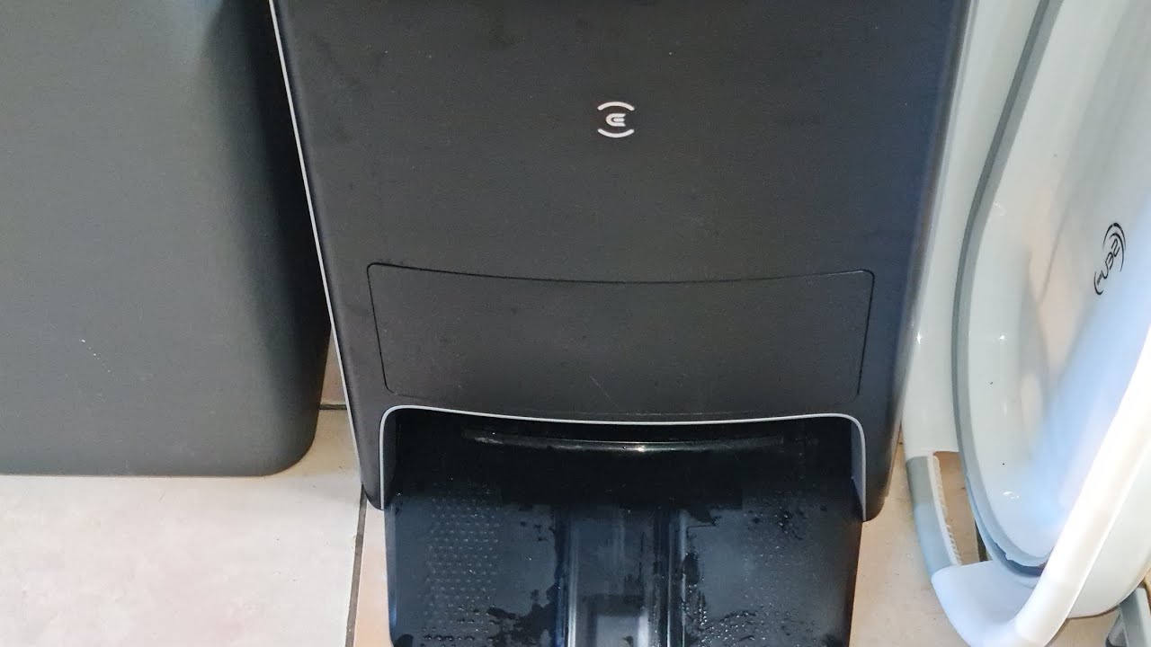 Deebot Omni 1 cleaning sink is full problem solved.